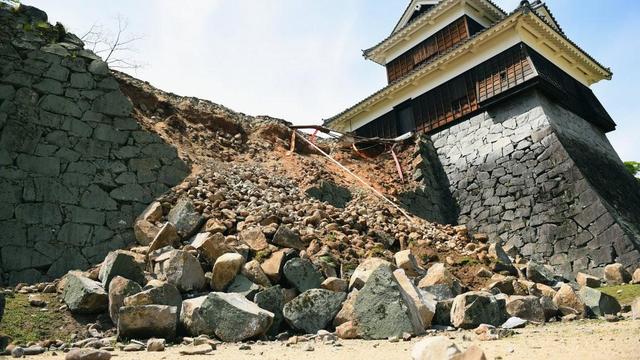 Három nap alatt 4oo földrengés Japánban