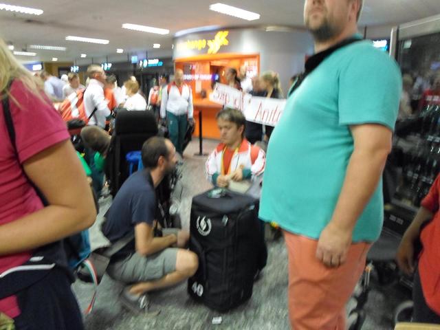 2016. Konkoly Zsófikánk fogadtattása a reptéren