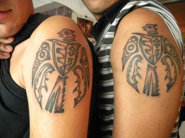 tetovalasok,munkaim - Indian, Csikszereda- Turulpar