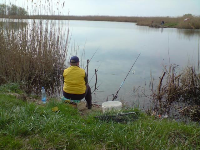 A család - A fiam horgászás közben.