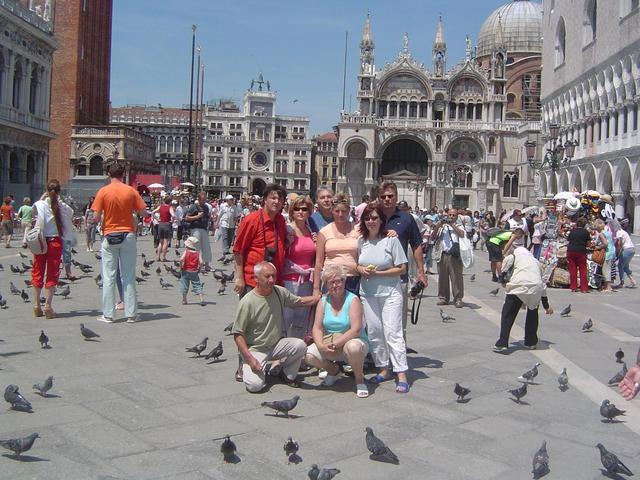 Olasz-Franciaország - Velence,kis csapatunk galambokkal