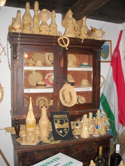Erdély - Szalmakalap múzeum Kőrispatakon