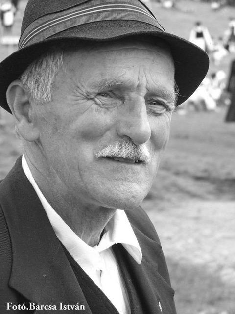 80 éves Ezer Székely Leány Napján a csíksomlyói Nyeregben.Július 2-án, szombaton - névtelen
