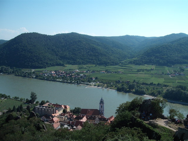 Nyári utazások :Ausztria ,Wachau - Dürnstein ,a bortermelés központja