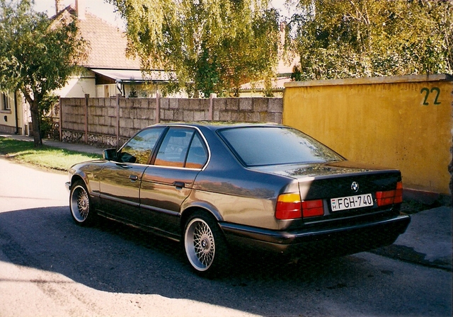 Én és az autók meg az élet.. - Fotó Készült 1998 BMW 530i