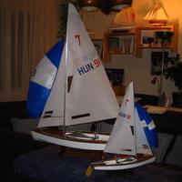 Országos bajnok hajó két makettje