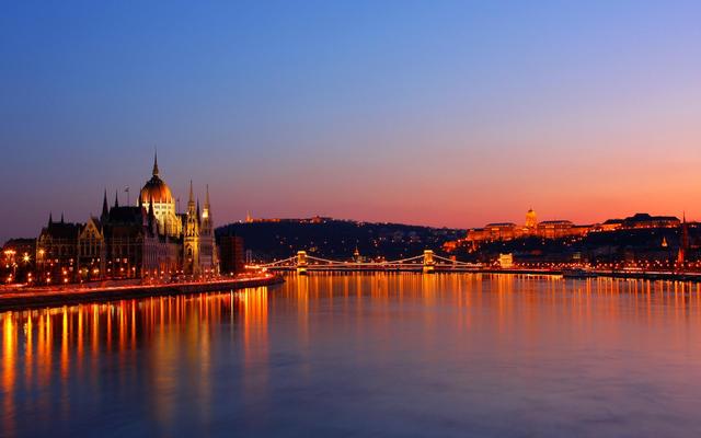 :) A Fotok - Budapest