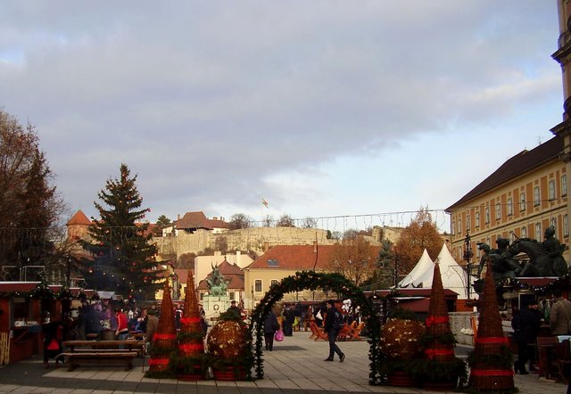 Karácsonyi Vásár - Eger - 2011.dec. 6  és 11..