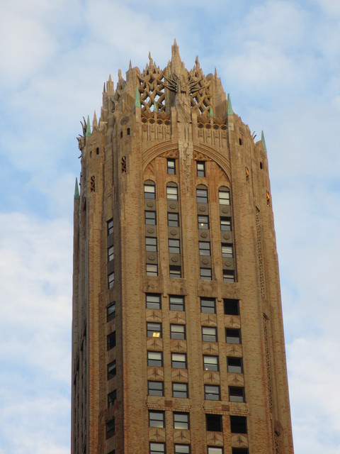 ART DECO éjjel nappal - Art Deco gótika; a GM Building (Lexington 570)