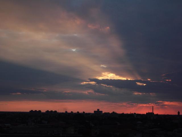 naplemente , aug, 12 , 2012 - névtelen