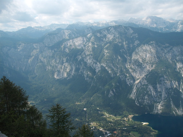 Szlovéniában - A Vogel sziklás hegycsúcsa