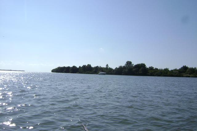 Duna (Delta) 2010-2012 - tavolban a tenger