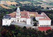 Pannonhalmi bencés főapátság  (360° panorámás virtuális túra)