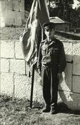 ALACSONY BARNA KATONA FELEMÁS CIPŐBEN Boldog „Békeidők” 1966 – 68 között