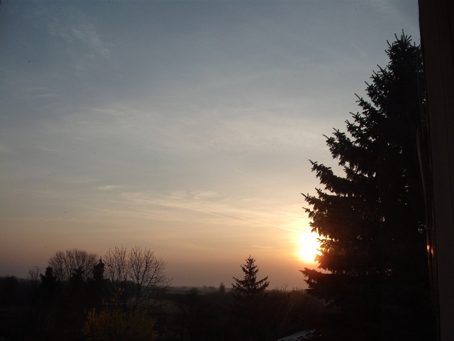 A természet ébredése - Napkelte áprilisban