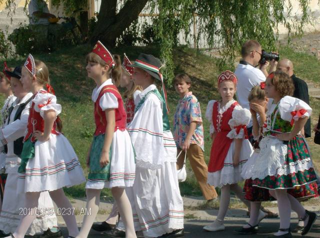 Szüretibál Dunaszekcsőn - Az eredeti szüreti bálos öltözet