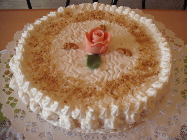 Sütemények és finomságok - Dió torta ,Bálint unokám névnapjára